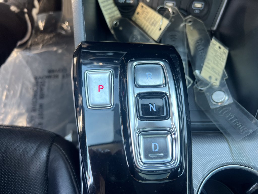 Used 2022 Hyundai Sonata Limited w/ Preferred Accessory Package FWD image 20