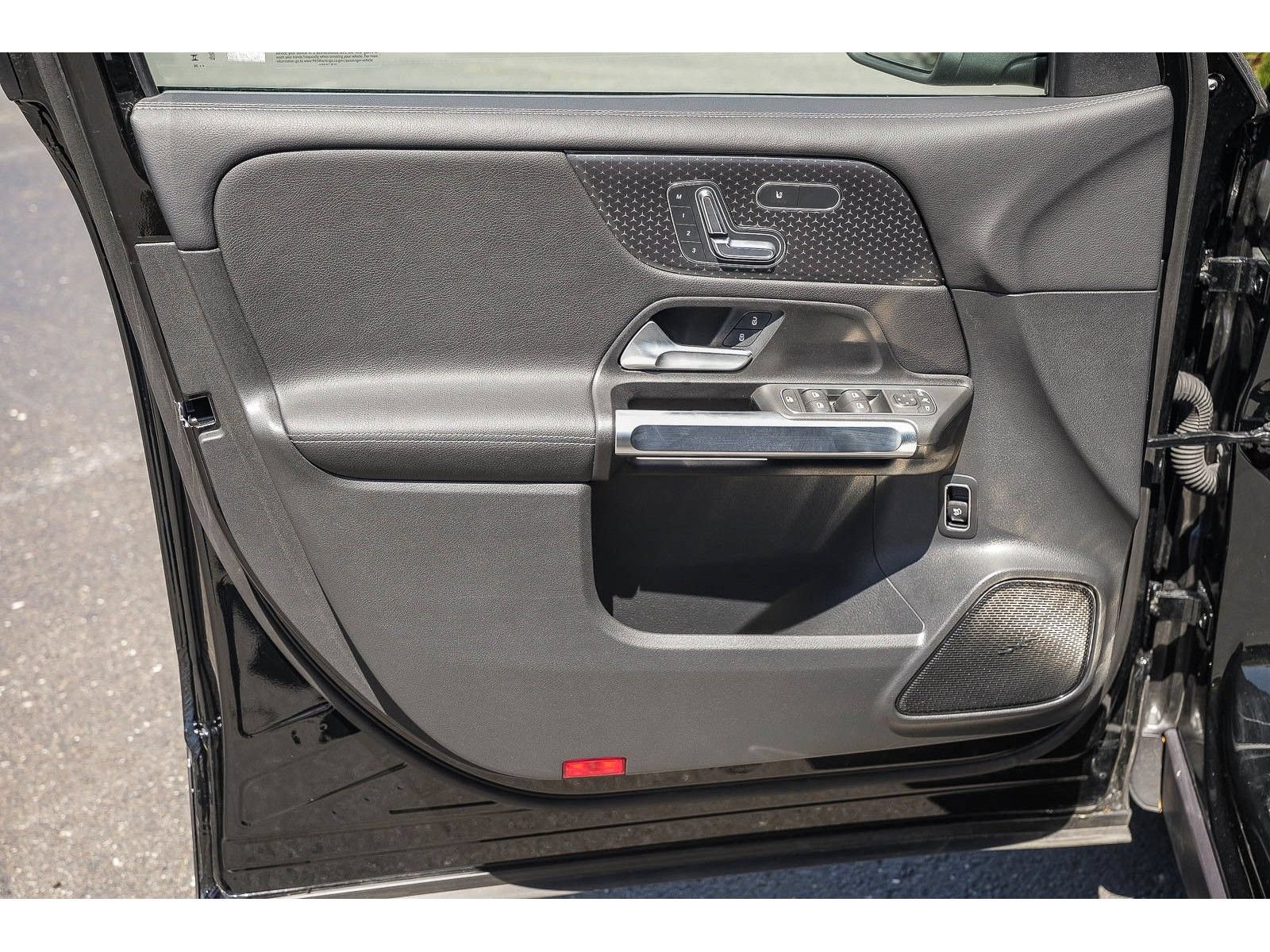 Certified 2026 Mercedes-Benz GLB 250 image 19