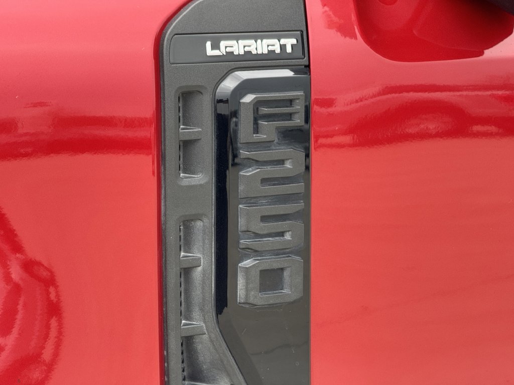 Used 2023 Ford F250 Lariat w/ Lariat Ultimate Package AWD/4WD image 10