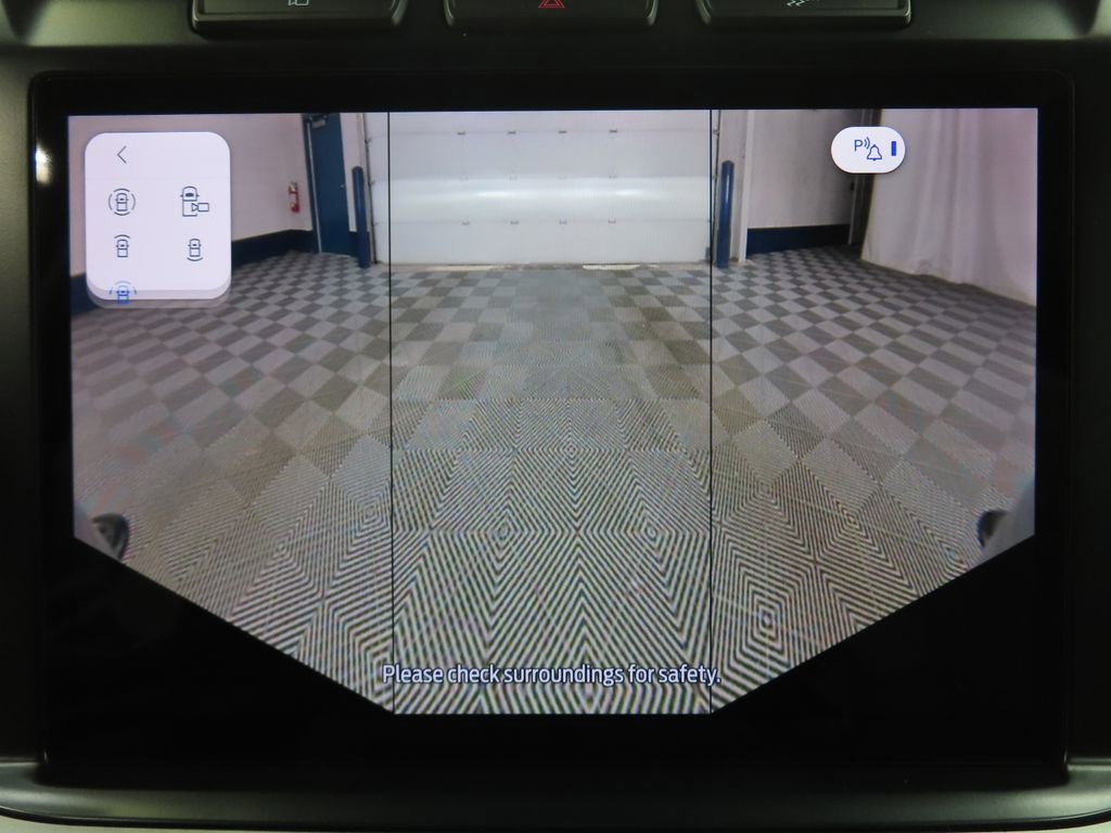 Used 2024 Ford F250 XLT w/ Black Appearance Package image 26