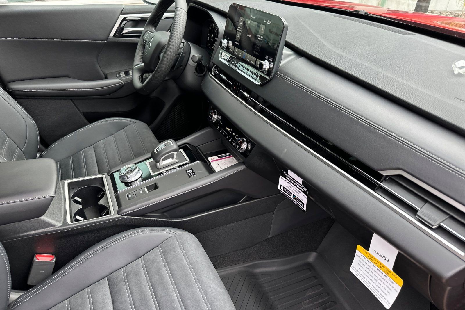 New 2025 Mitsubishi Outlander SE image 15