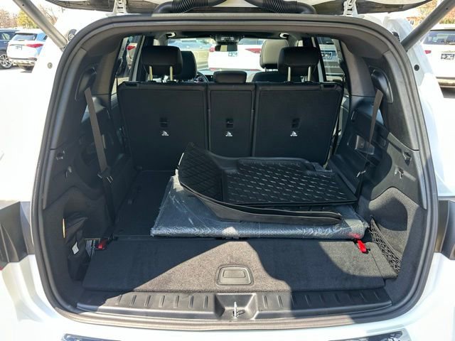 Used 2026 Mercedes-Benz GLB 250 4MATIC image 39