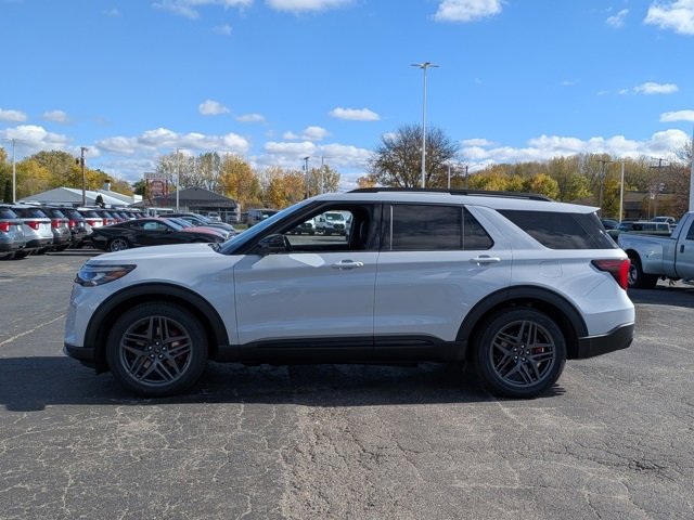 New 2026 Ford Explorer ST image 4