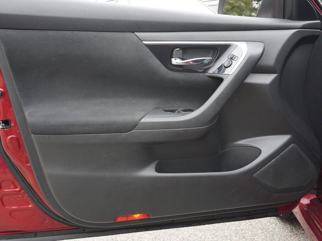 Used 2014 Nissan Altima 2.5 S w/ Sport Value Package FWD image 17