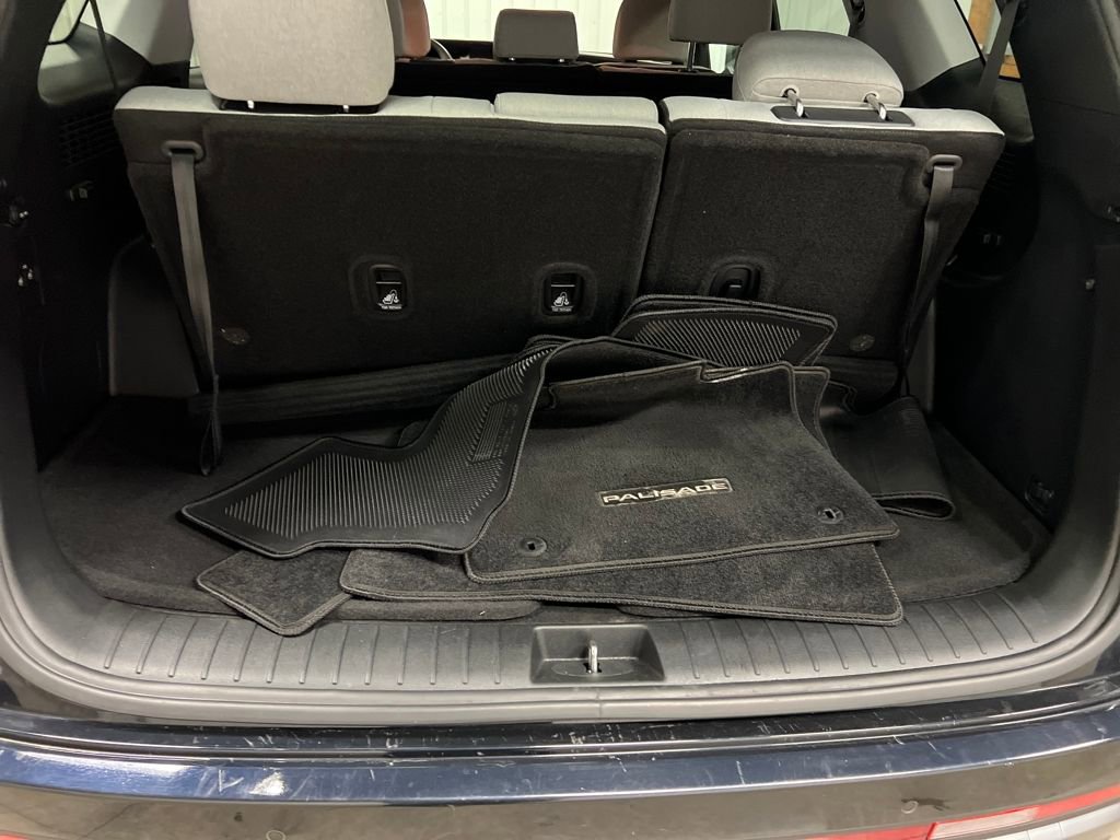 Used 2023 Hyundai Palisade SE w/ Cargo Package image 11
