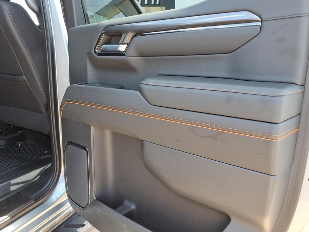 Used 2023 GMC Sierra 1500 AT4 AWD/4WD image 15