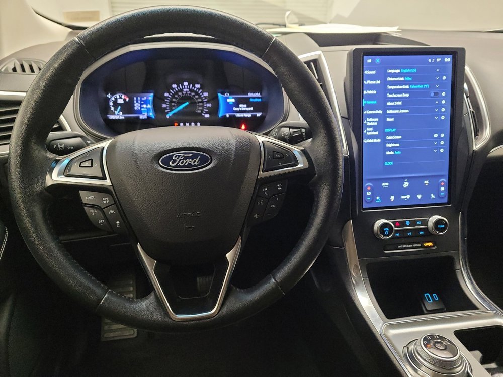 Used 2023 Ford Edge Titanium w/ Equipment Group 301A image 22
