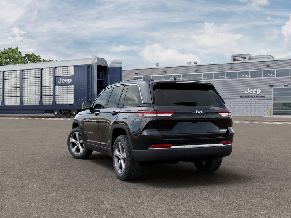 New 2026 Jeep Grand Cherokee Limited w/ Luxury Tech Group II image 3