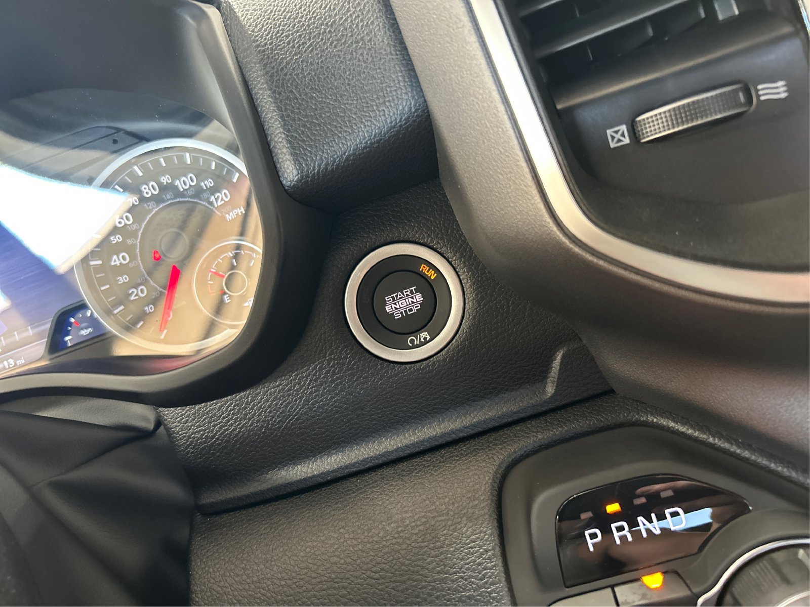 New 2026 RAM 1500 Express AWD/4WD image 27