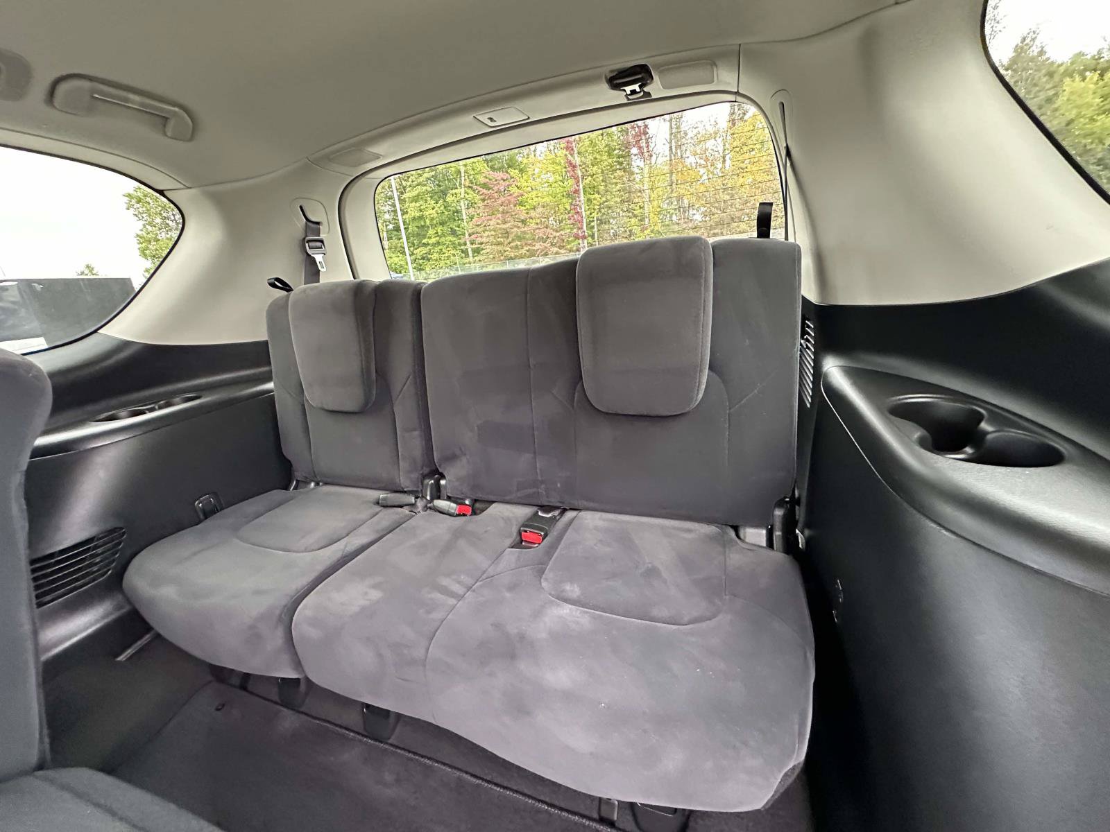 Used 2017 Nissan Armada SV AWD/4WD image 33