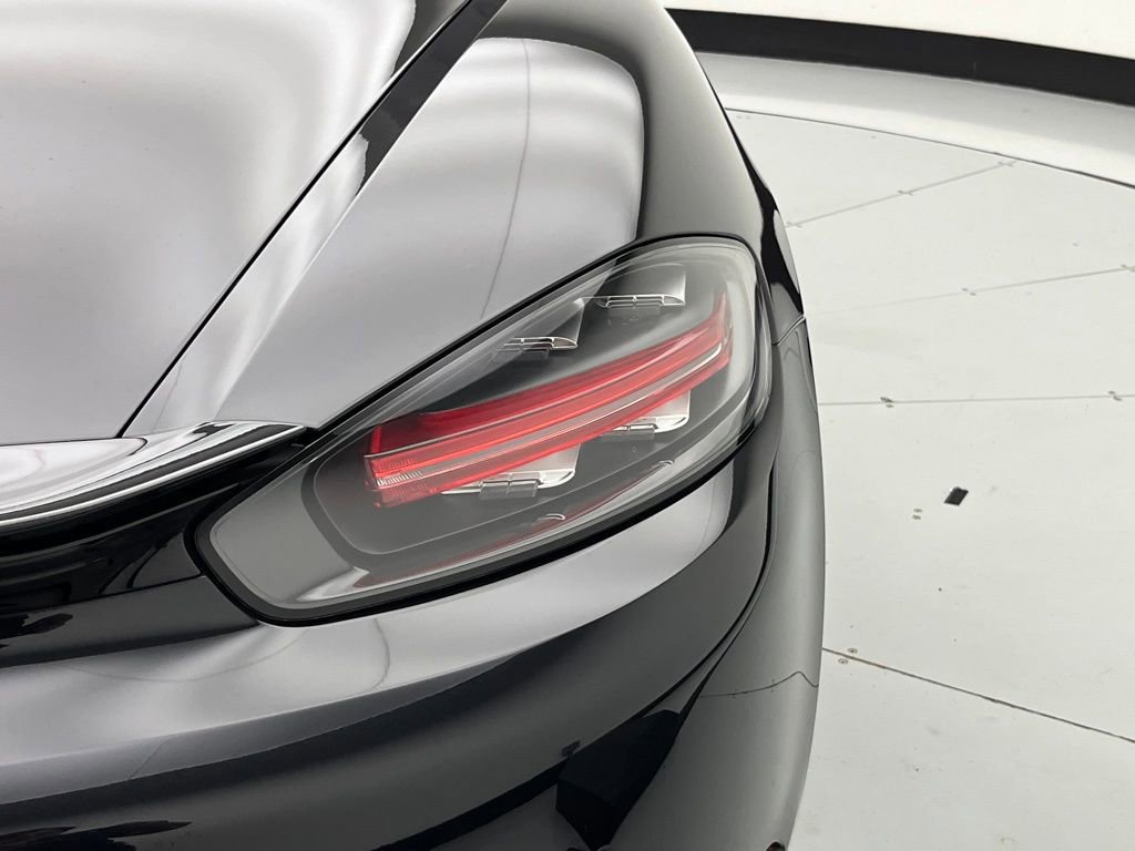 Certified 2024 Porsche 718 Boxster image 40