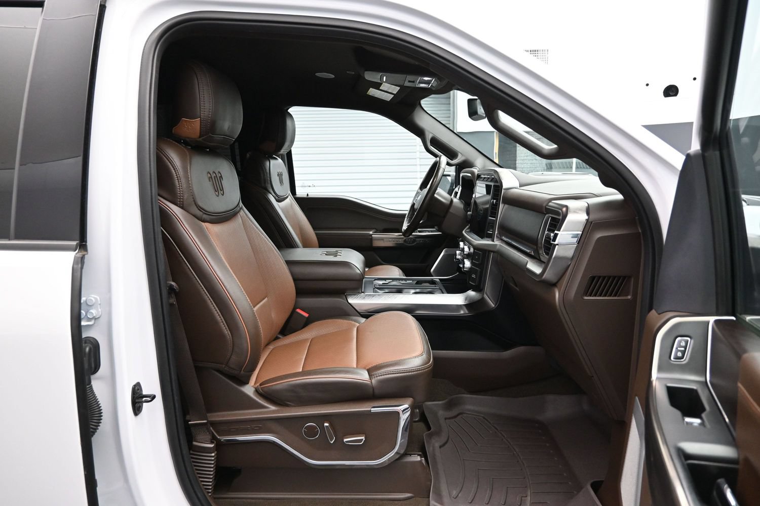 Used 2023 Ford F150 King Ranch w/ Equipment Group 601A High AWD/4WD image 13