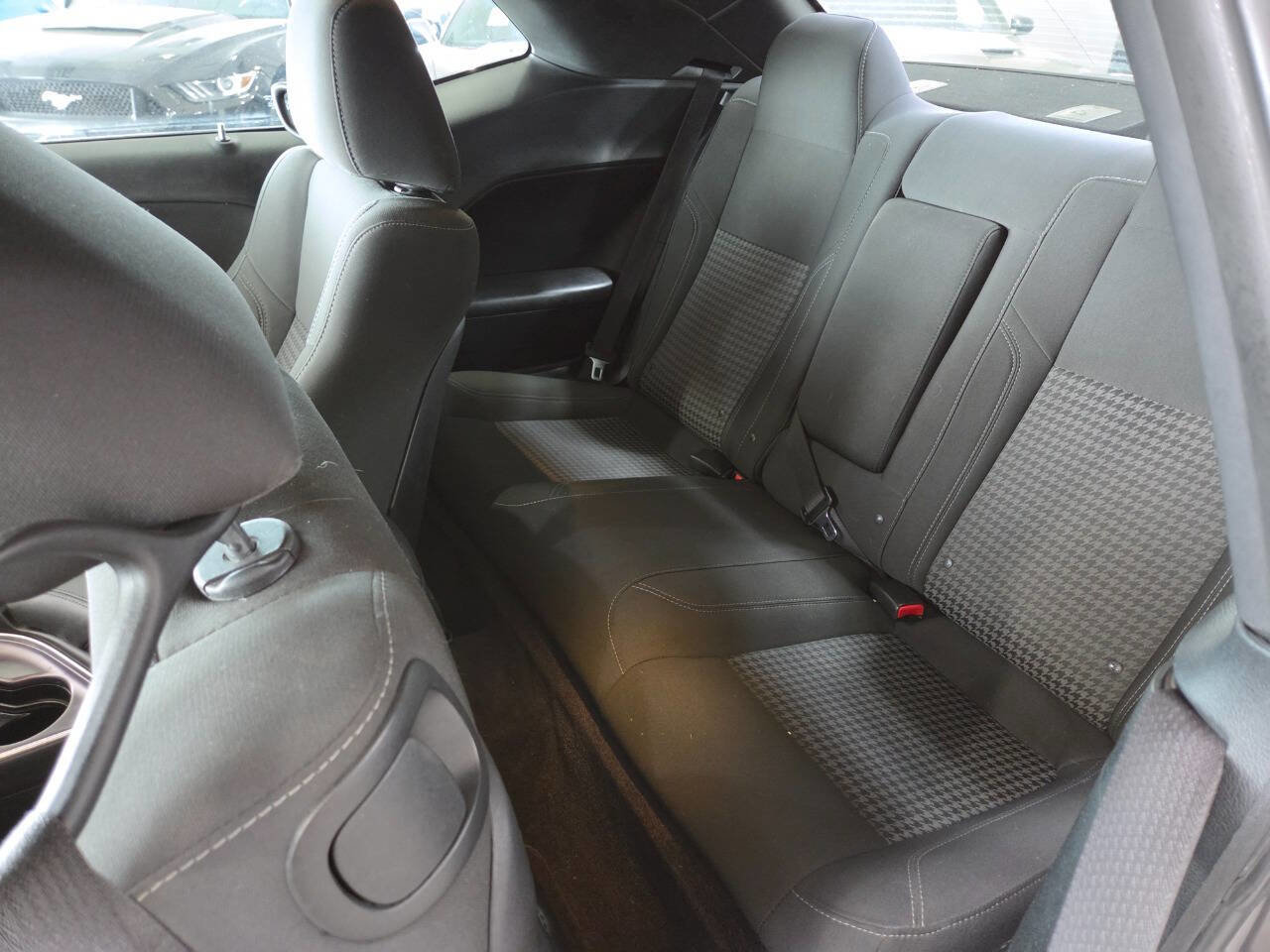 Used 2018 Dodge Challenger SXT image 20