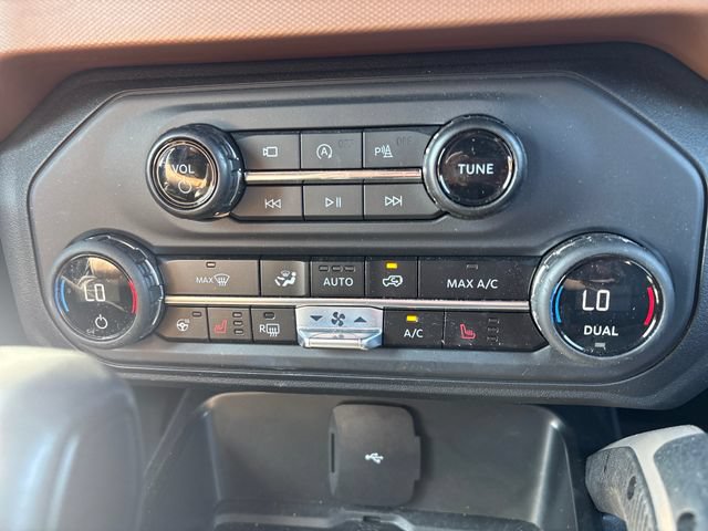 Used 2024 Ford Bronco Outer Banks AWD/4WD image 25