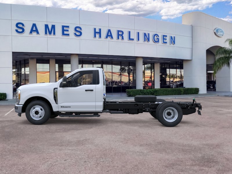New 2026 Ford F350 XL w/ XL Chrome Package RWD image 3