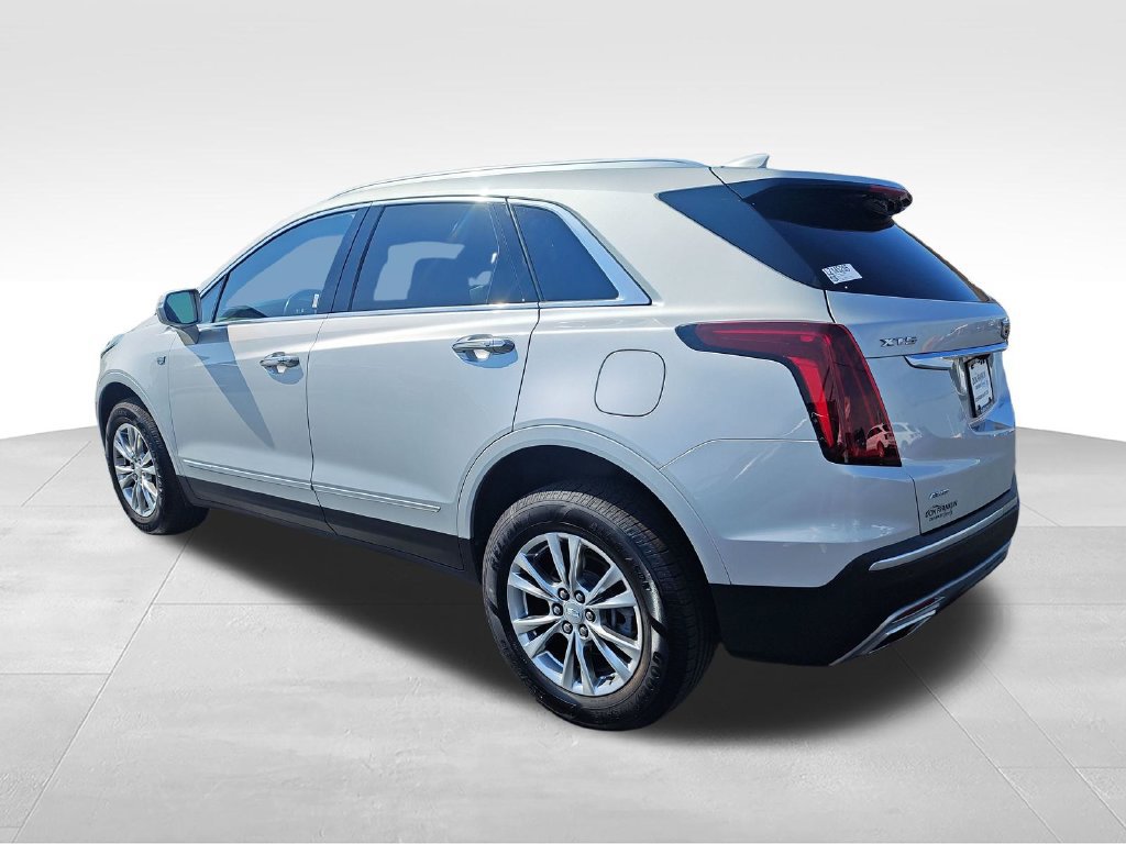 Used 2020 Cadillac XT5 Premium Luxury w/ LPO, Floor Liner Package AWD/4WD image 4