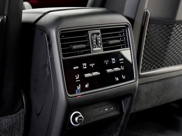 Certified 2025 Porsche Cayenne image 25