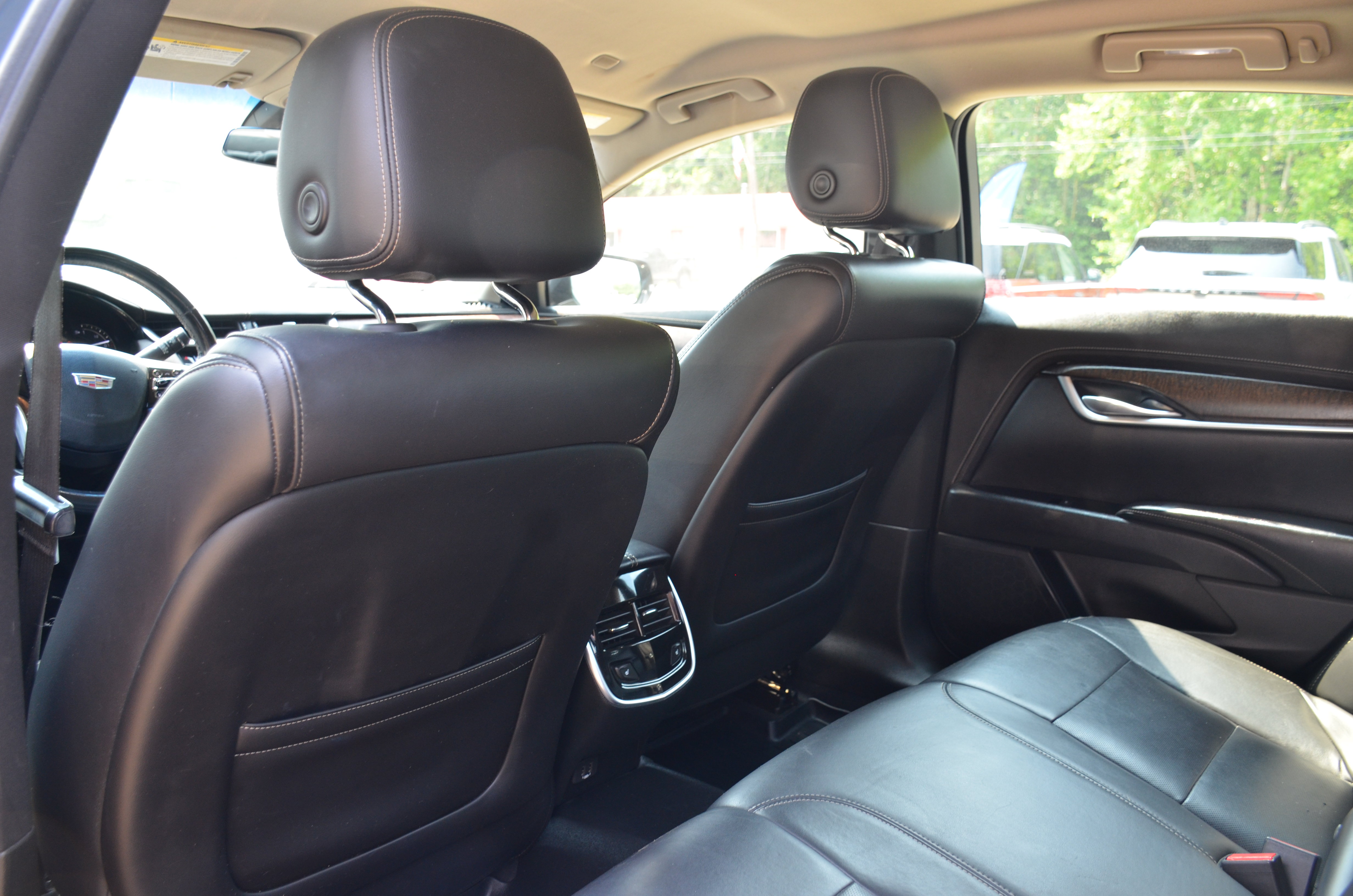Used 2018 Cadillac XTS Luxury AWD/4WD image 30