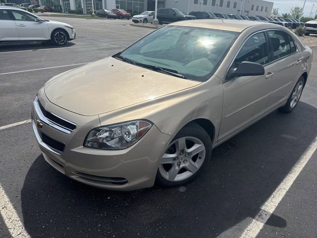 Used 2010 Chevrolet Malibu LS image 3