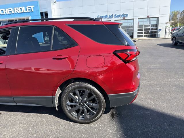 Used 2022 Chevrolet Equinox RS w/ RS Leather Package image 7