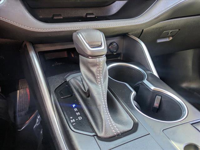 Used 2023 Toyota Highlander XLE image 11