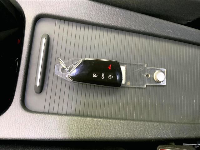 Used 2022 Volkswagen ID.4 Pro RWD image 20