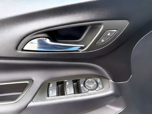 Used 2023 Chevrolet Equinox RS AWD/4WD image 14
