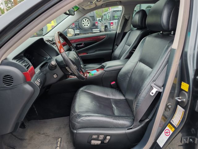 Used 2008 Lexus LS 460 image 12