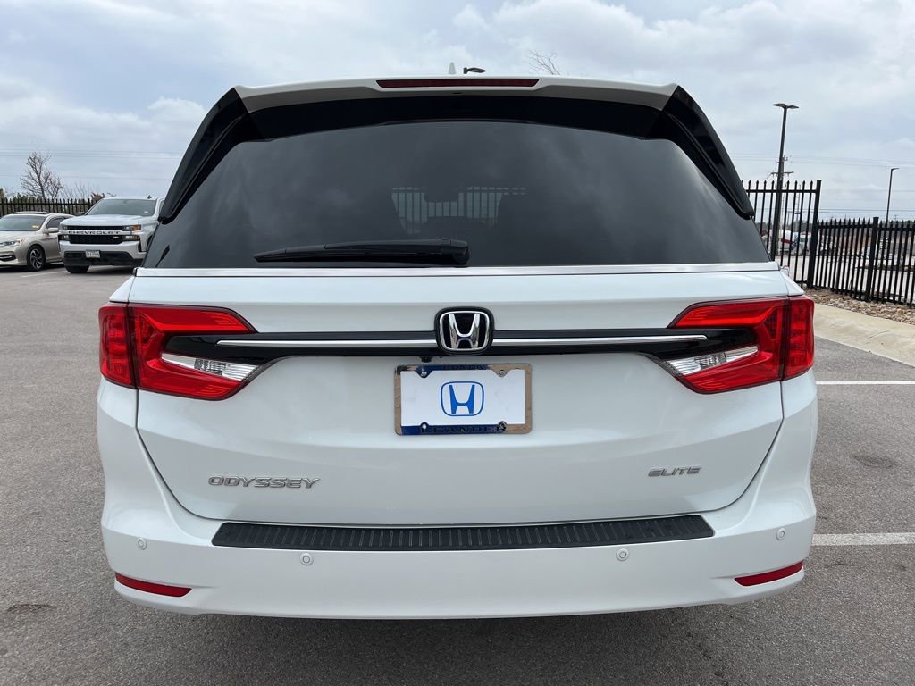 Certified 2024 Honda Odyssey Elite image 5