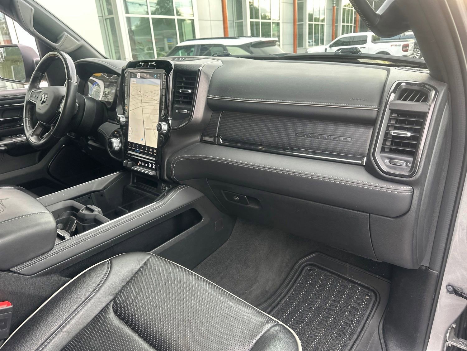 Used 2022 RAM 1500 Limited w/ Body Color Bumper Group AWD/4WD image 12