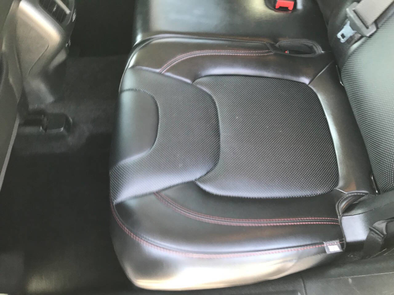 Used 2018 Jeep Cherokee Trailhawk w/ Quick Order Package 27L AWD/4WD image 19