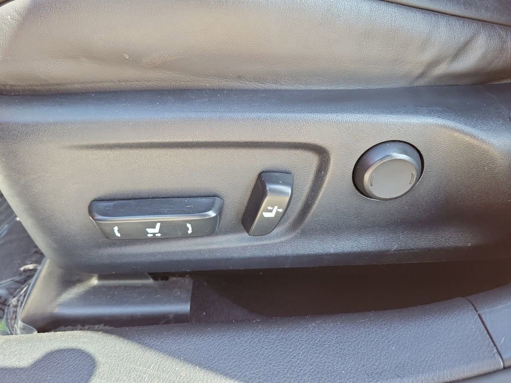 Used 2016 Lexus IS 350 image 22