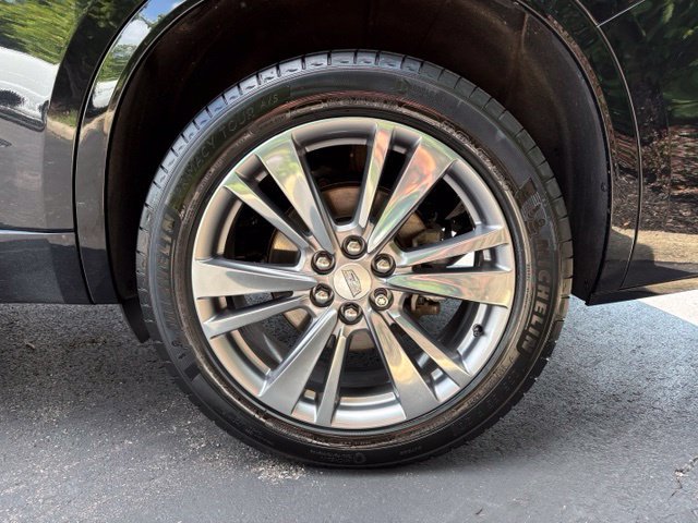 Certified 2024 Cadillac XT6 Premium Luxury w/ LPO, Floor Liner Package AWD/4WD image 15
