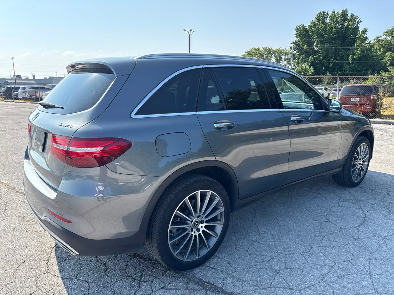 Used 2019 Mercedes-Benz GLC 300 4MATIC image 7