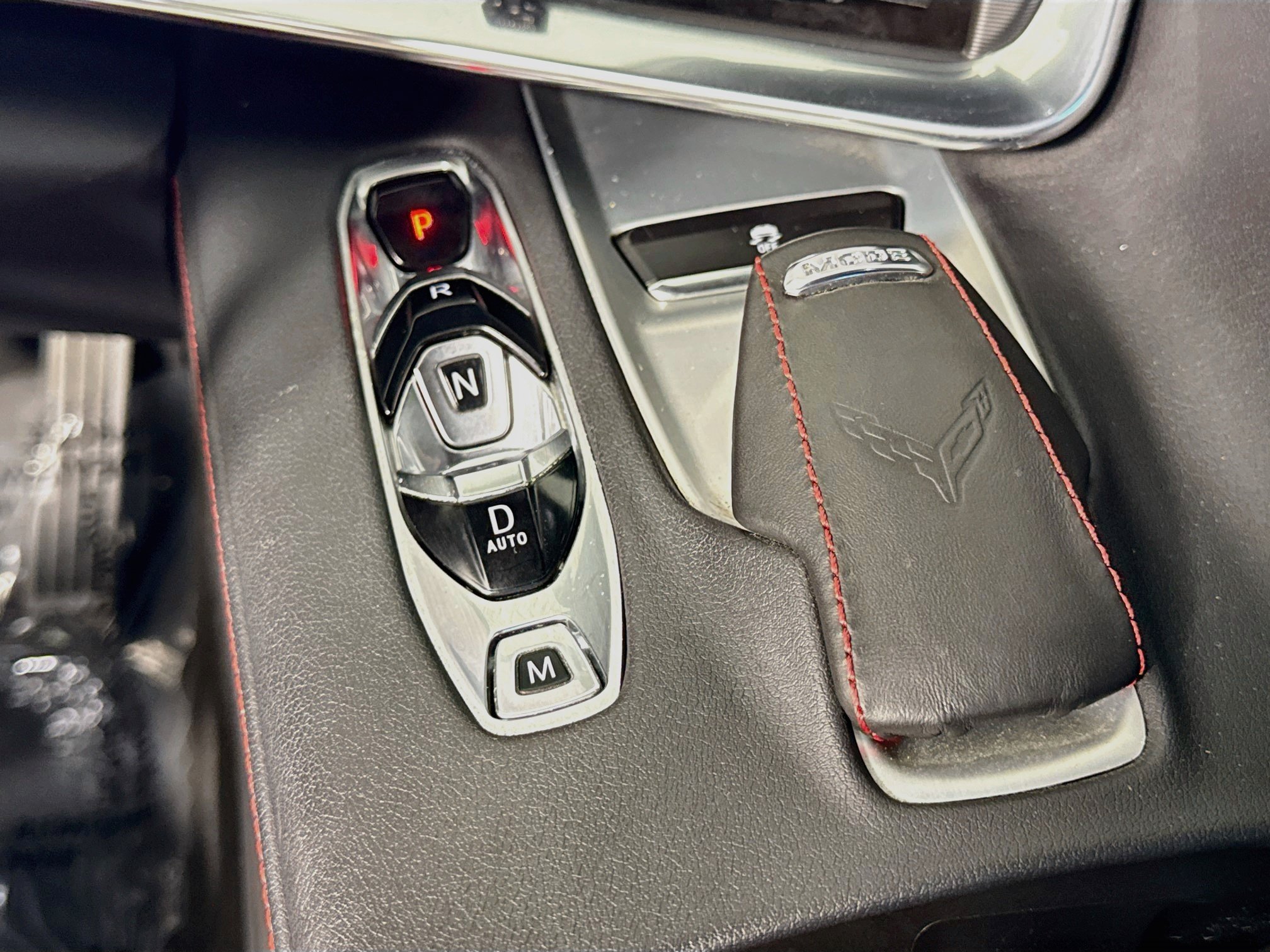 Used 2020 Chevrolet Corvette Stingray Convertible w/ Z51 Performance Package RWD image 19