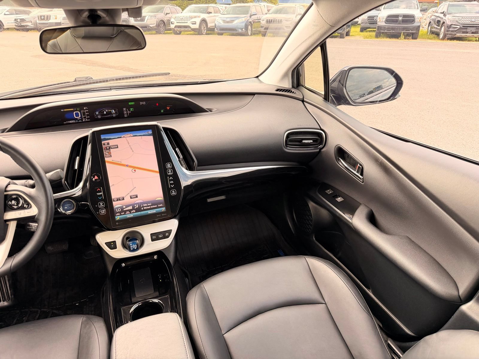 Used 2017 Toyota Prius Prime Premium FWD image 22