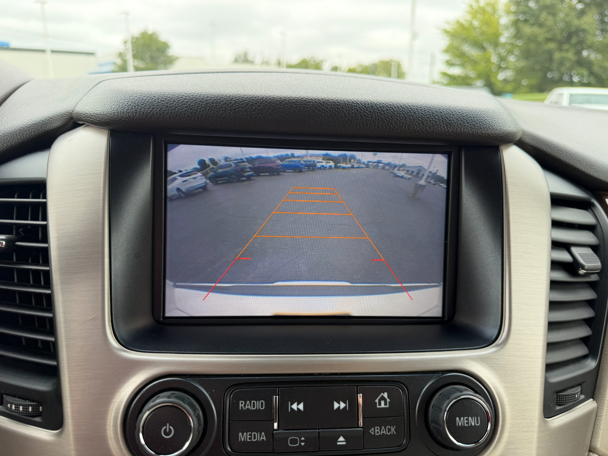 Used 2015 GMC Yukon Denali w/ Touring Package AWD/4WD image 55