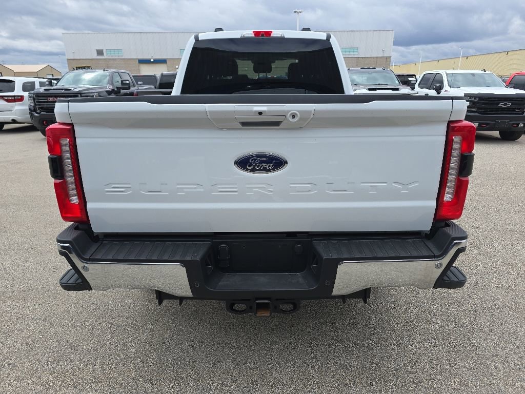 Used 2026 Ford F350 Lariat AWD/4WD image 4