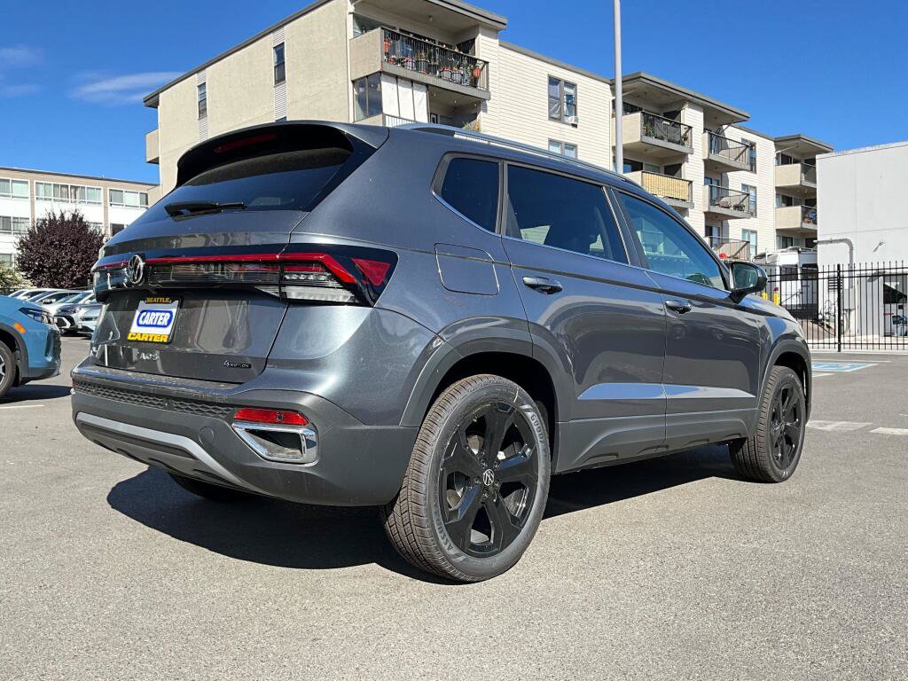 New 2026 Volkswagen Taos SEL AWD/4WD image 8