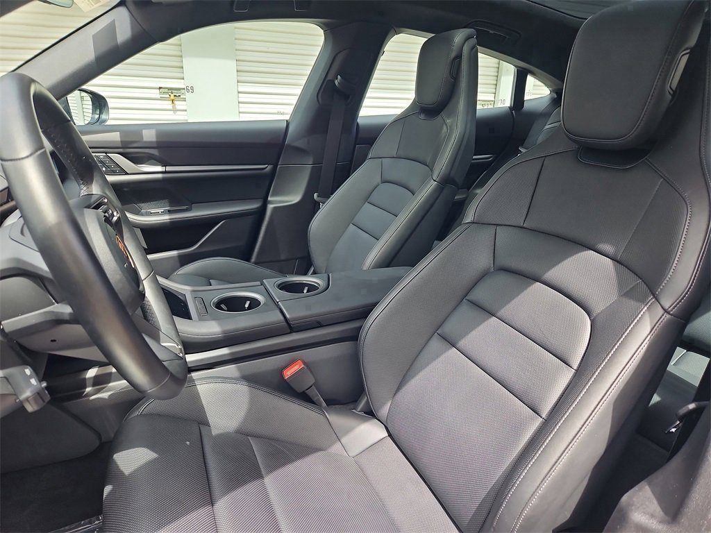 Certified 2025 Porsche Taycan image 5