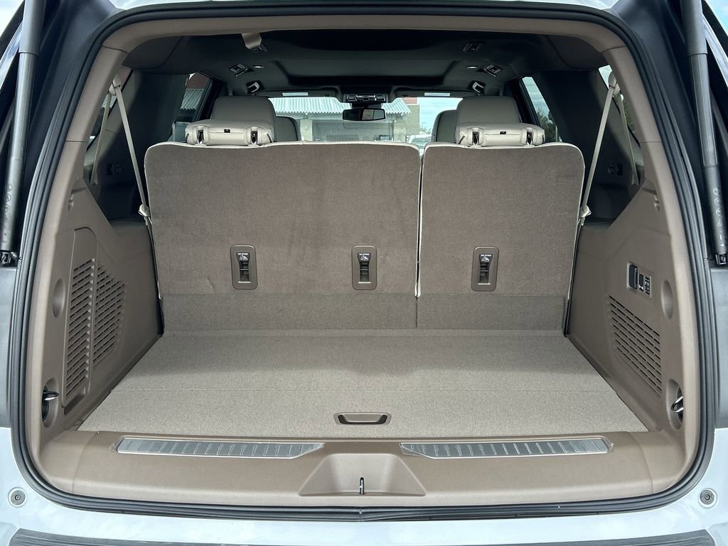 New 2026 GMC Yukon XL Denali w/ Sun & Power Step Package image 27