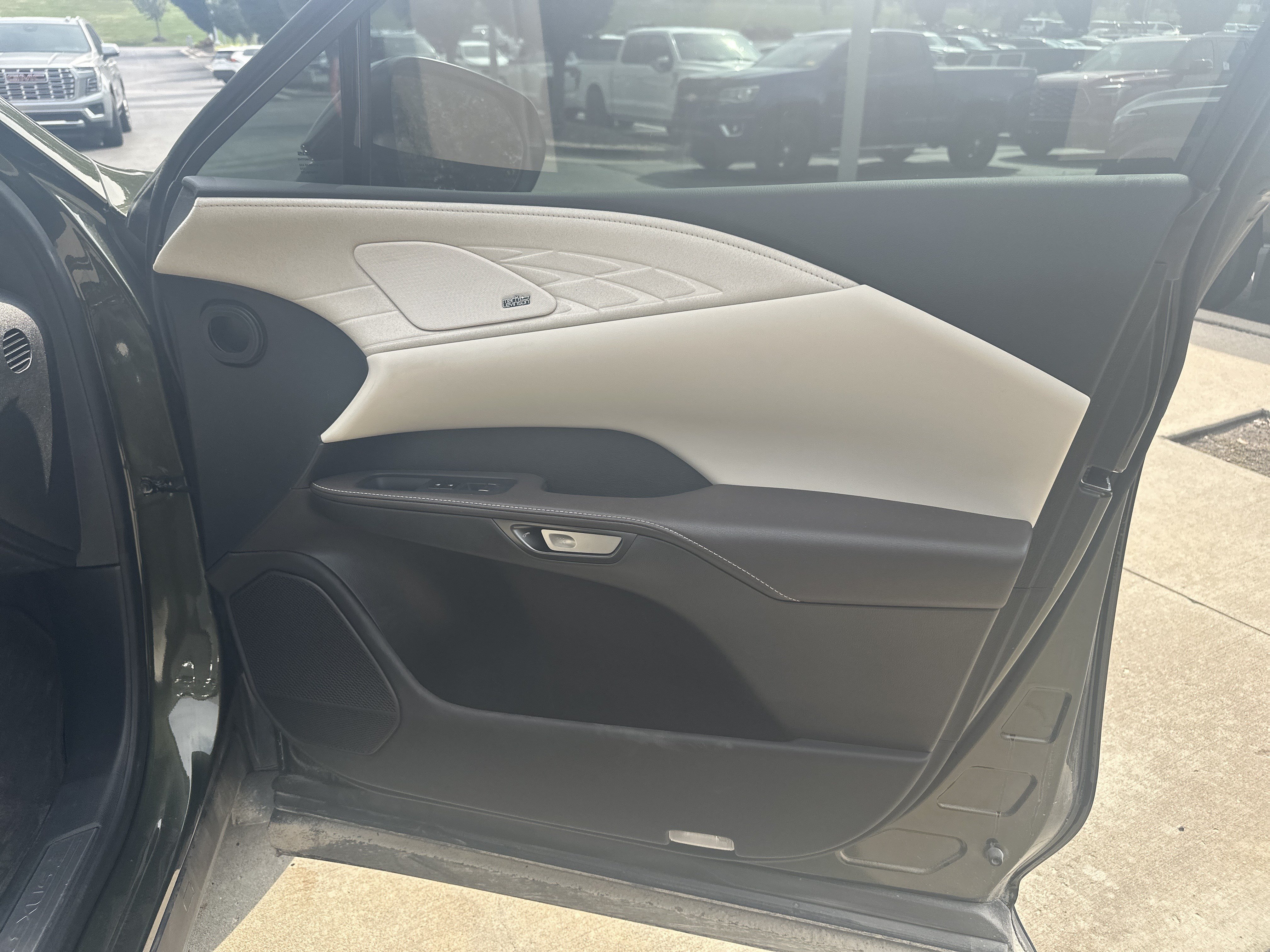 Used 2024 Lexus RX 350 AWD w/ Convenience Package image 29