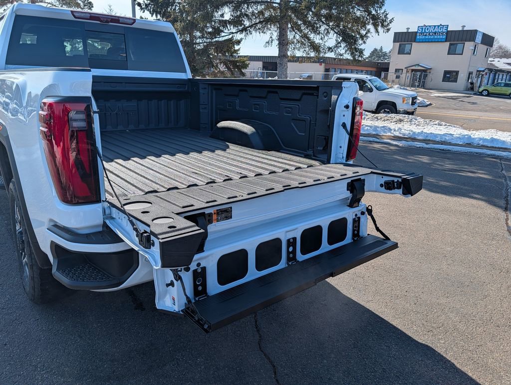 New 2026 GMC Sierra 3500 Denali w/ Denali Reserve Package image 25