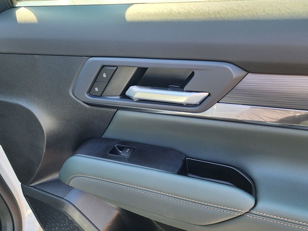 New 2026 GMC Terrain AT4 w/ Convenience Package III AWD/4WD image 39