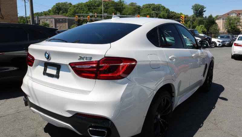 Used 2019 BMW X6 xDrive35i w/ M Sport Package AWD/4WD image 7