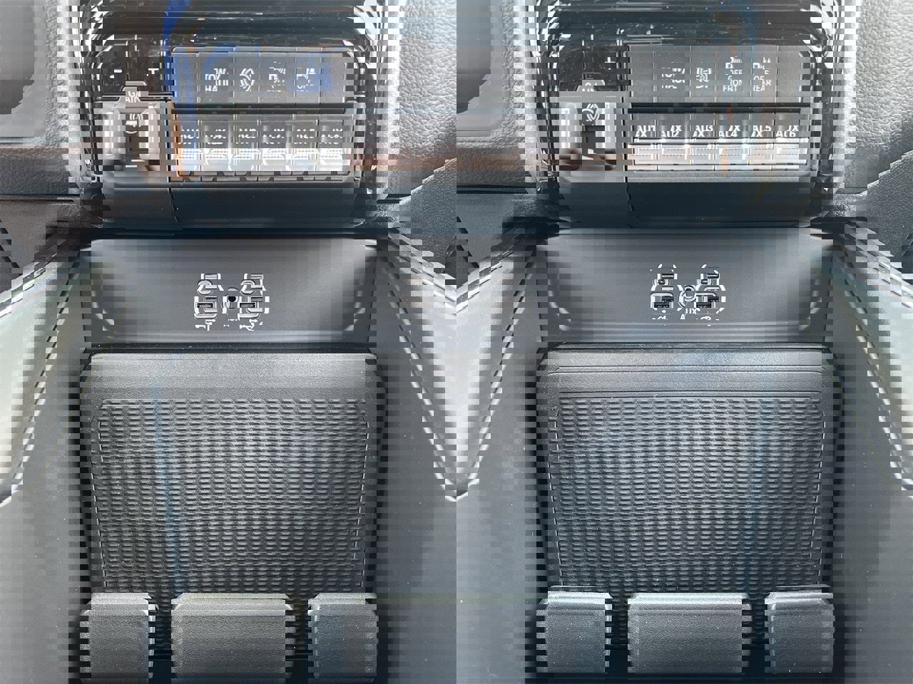 New 2025 RAM 2500 Big Horn image 5
