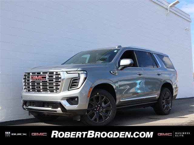 New 2026 GMC Yukon Denali w/ Sun & Power Step Package