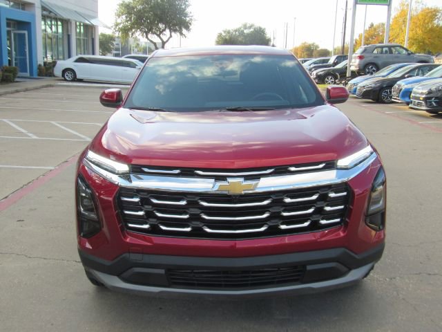 Used 2026 Chevrolet Equinox LT image 2
