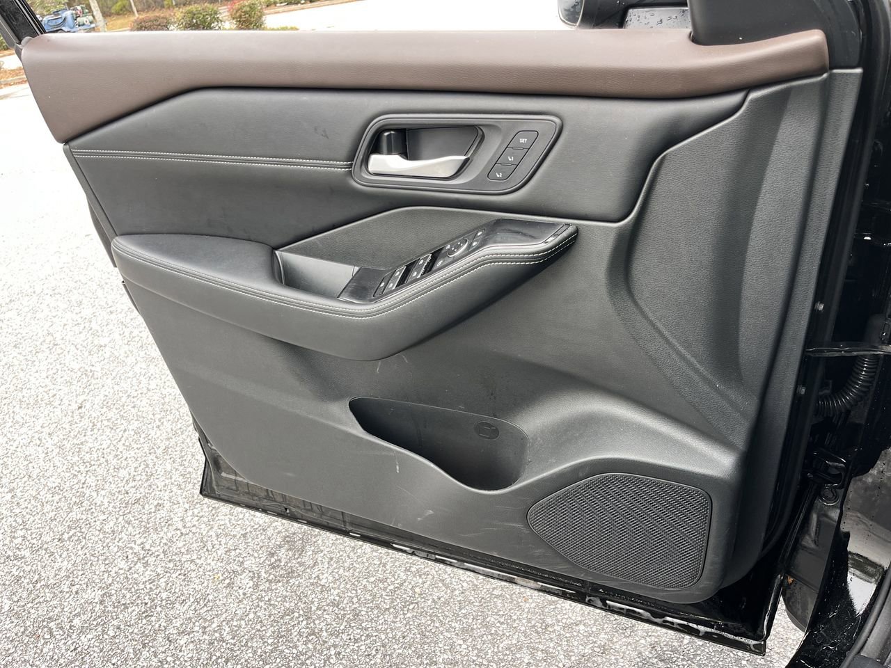 Certified 2023 Nissan Rogue SL w/ SL Premium Package image 14