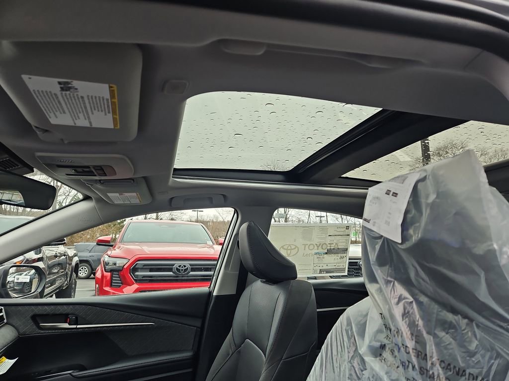 New 2026 Toyota Camry Hybrid image 8